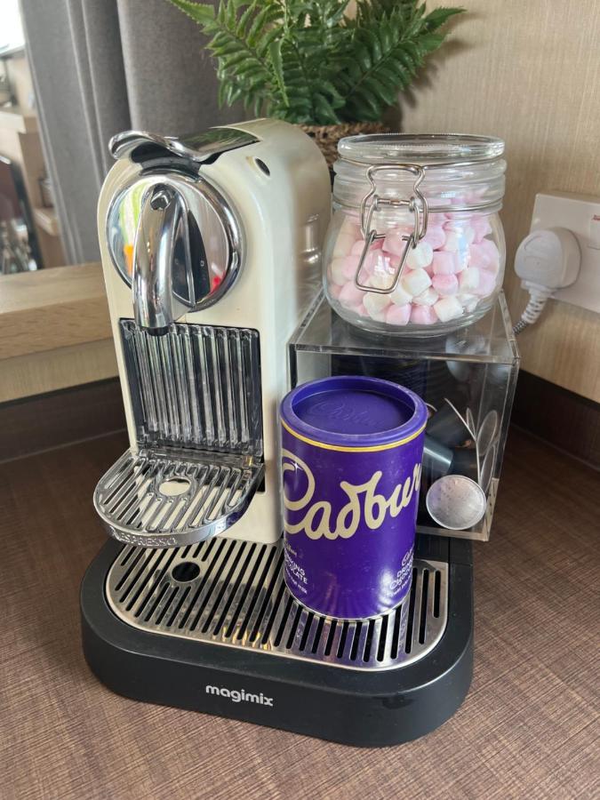 Flossy'S @ Flamingo Land Kirby Misperton Exteriör bild